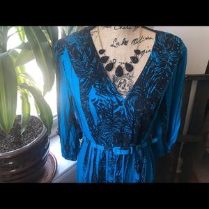 Eva Mendes blue dress